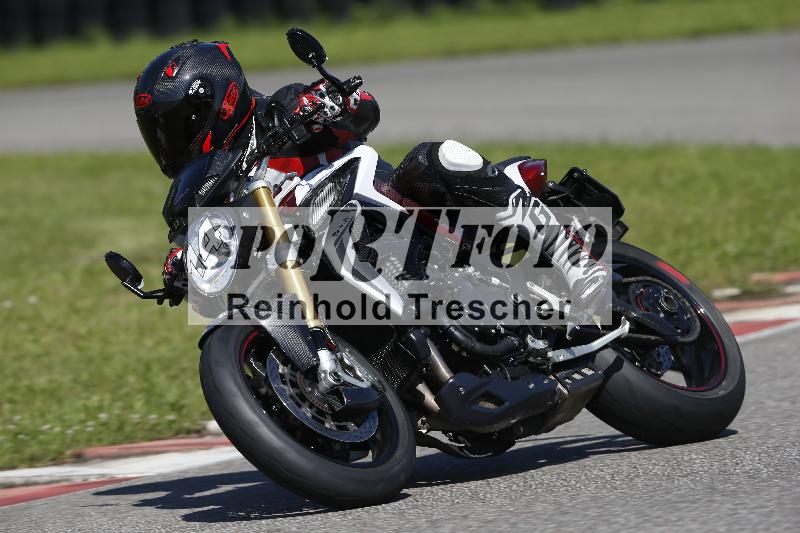 /Archiv-2024/29 12.06.2024 MOTO.CH Track Day ADR/Gruppe gelb/14